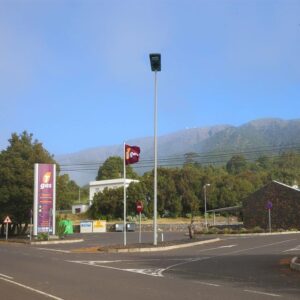 Solar LED Pathway And Street Light - 12,000 Lumens - Image 8